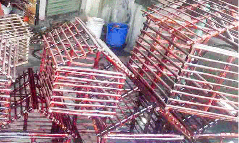 ക്രിസ്മസ് ആഘോഷങ്ങൾക്ക് നാടൊരുങ്ങി; പുല്ക്കൂടും ട്രീയും വർണ നക്ഷത്രങ്ങളും സെറ്റാണ്... ക്രിസ്മസ് ആഘോഷങ്ങൾക്ക് നാടൊരുങ്ങി; പുല്ക്കൂടും ട്രീയും വർണ നക്ഷത്രങ്ങളും സെറ്റാണ്...