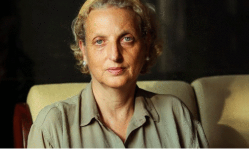 ഗോ​ൾ​ഡ സെ​ല്ലം