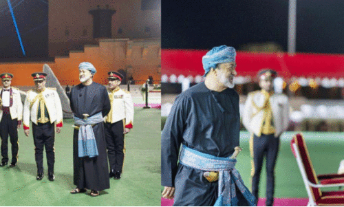 സു​ൽ​ത്താ​ന്റെ സാ​യു​ധ സേ​ന ദി​നാ​ച​ര​ണം; സു​ൽ​ത്താ​ൻ അ​ത്താ​ഴവി​രു​ന്ന് സം​ഘ​ടി​പ്പി​ച്ചു