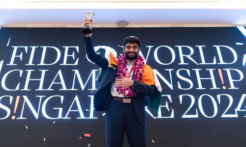 രാജകിരീടം! ലോക ചെസ് ട്രോഫി ഏറ്റുവാങ്ങി ഡി. ഗുകേഷ്