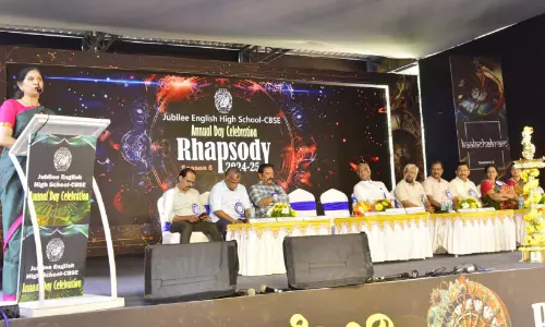 ‘വി​ദ്യാ​ർ​ഥി​ക​ൾ സ​ർ​ഗാ​ത്മ​ക​ത ആ​ർ​ജി​ക്ക​ണം’