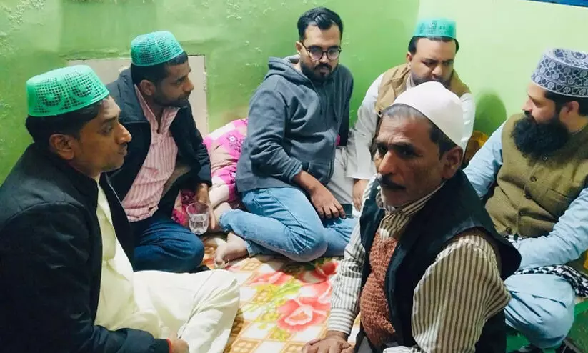 സംഭൽ ശാഹി മസ്ജിദ് സന്ദർശിച്ച് യൂത്ത് ലീഗ് നേതാക്കൾ; ഇമാമിനെയും കൊല്ലപ്പെട്ടവരുടെ ബന്ധുക്കളെയും കണ്ടു