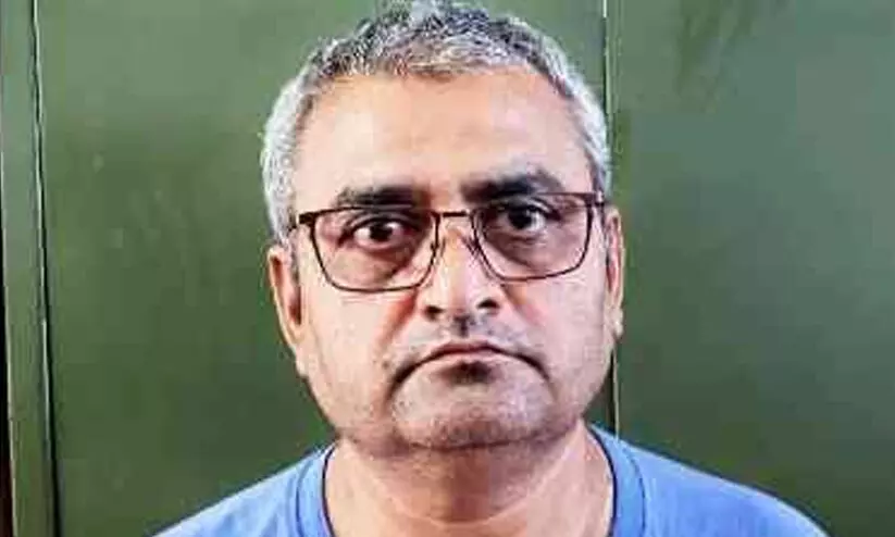 വാട്സ്ആപ് ചാറ്റിലൂടെ ബന്ധം തുടങ്ങി, തുടക്കത്തിൽ ചെറുതുക നിക്ഷേപിച്ചു; നീലകാന്ത് തട്ടിയത് 56.50 ലക്ഷം രൂപ