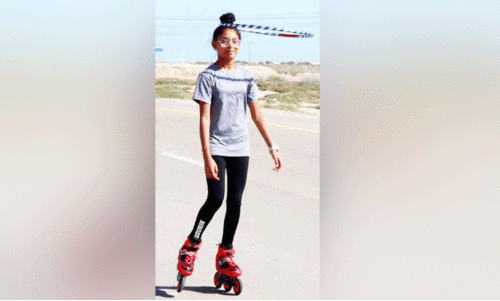 ഗി​ന്ന​സ് വേ​ൾ​ഡ് റെ​ക്കോ​ഡ് സ്വ​ന്ത​മാ​ക്കാ​ൻ  സൂ​റി​ൽ​നി​ന്നൊ​രു മ​ല​യാ​ളി മി​ടു​ക്കി