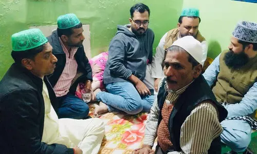 സംഭൽ ശാഹി മസ്ജിദ് സന്ദർശിച്ച് യൂത്ത് ലീഗ് നേതാക്കൾ; ഇമാമിനെയും കൊല്ലപ്പെട്ടവരുടെ ബന്ധുക്കളെയും കണ്ടു