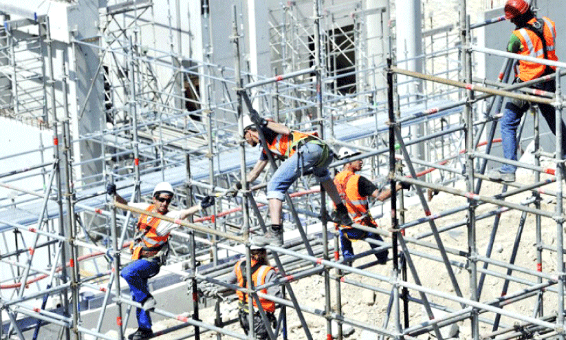 സ്വ​കാ​ര്യ മേ​ഖ​ല സ്ഥാ​പ​ന​ങ്ങ​ള്‍ക്കി​ട​യി​ല്‍ ഉ​പാ​ധി​ക​ളോ​ടെ പ്ര​വാ​സി തൊ​ഴി​ലാ​ളി​ക​ളെ കൈ​മാ​റാം