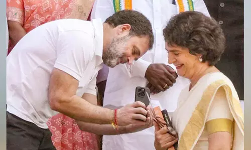 രാ​ഹു​ലി​ന്റെ നി​ഷ്‍ക​ള​ങ്ക​ത​യും പ്രി​യ​ങ്ക​യു​ടെ പ്രാ​യോ​ഗി​ക​ത​യും