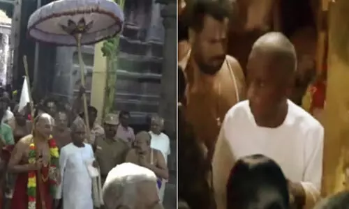 ശ്രീവില്ലിപുത്തൂർ ആണ്ടാൾ ക്ഷേത്രത്തിലെ അർധ മണ്ഡപത്തിൽ ഇളയരാജയെ തടഞ്ഞു