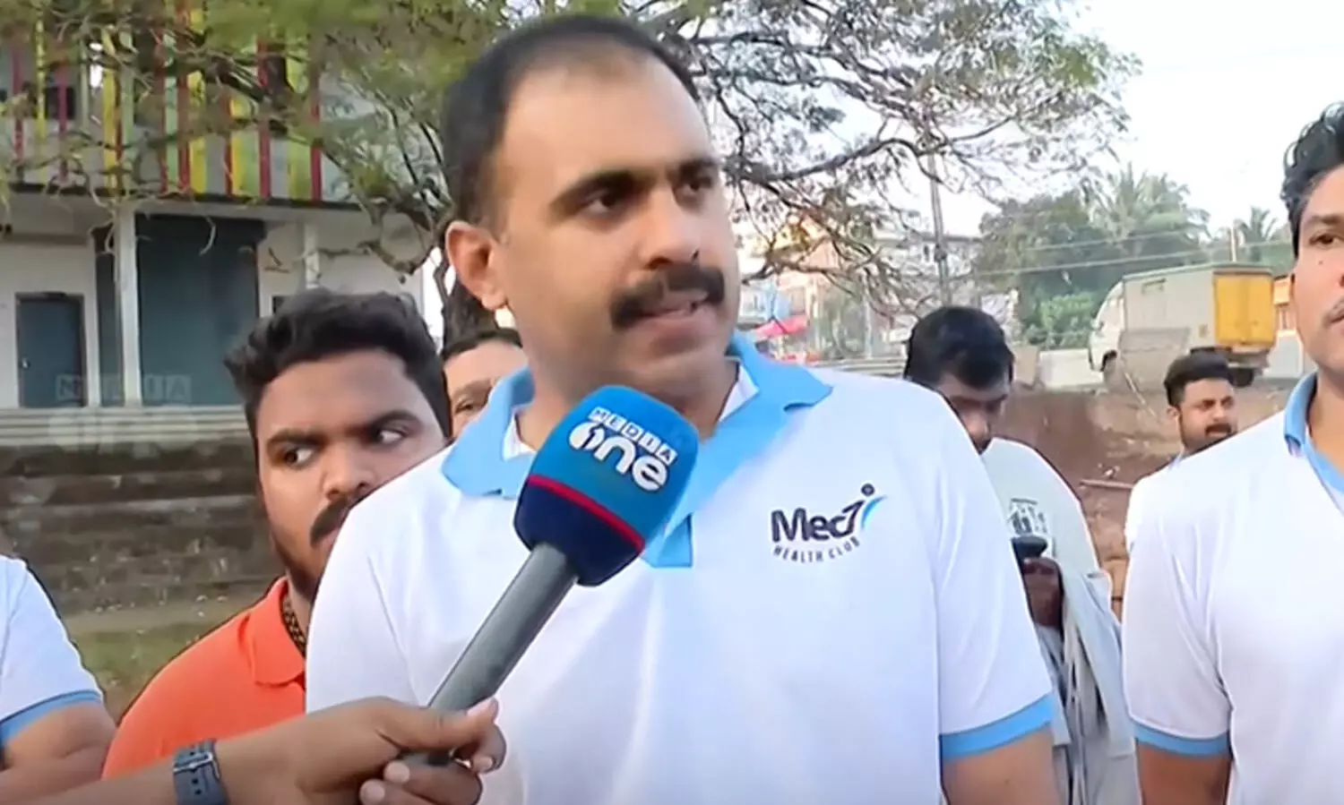 മെക് 7: പി. മോഹനനും കുടുംബവും ആർ.എസ്.എസ് ചാരൻമാരെന്ന് സംശയമെന്ന് അബിൻ വർക്കി: ‘ആർ.എസ്.എസ് ശാഖ നടത്തുമ്പോൾ ഇല്ലാത്ത പ്രശ്‌നം എന്തിന്?’