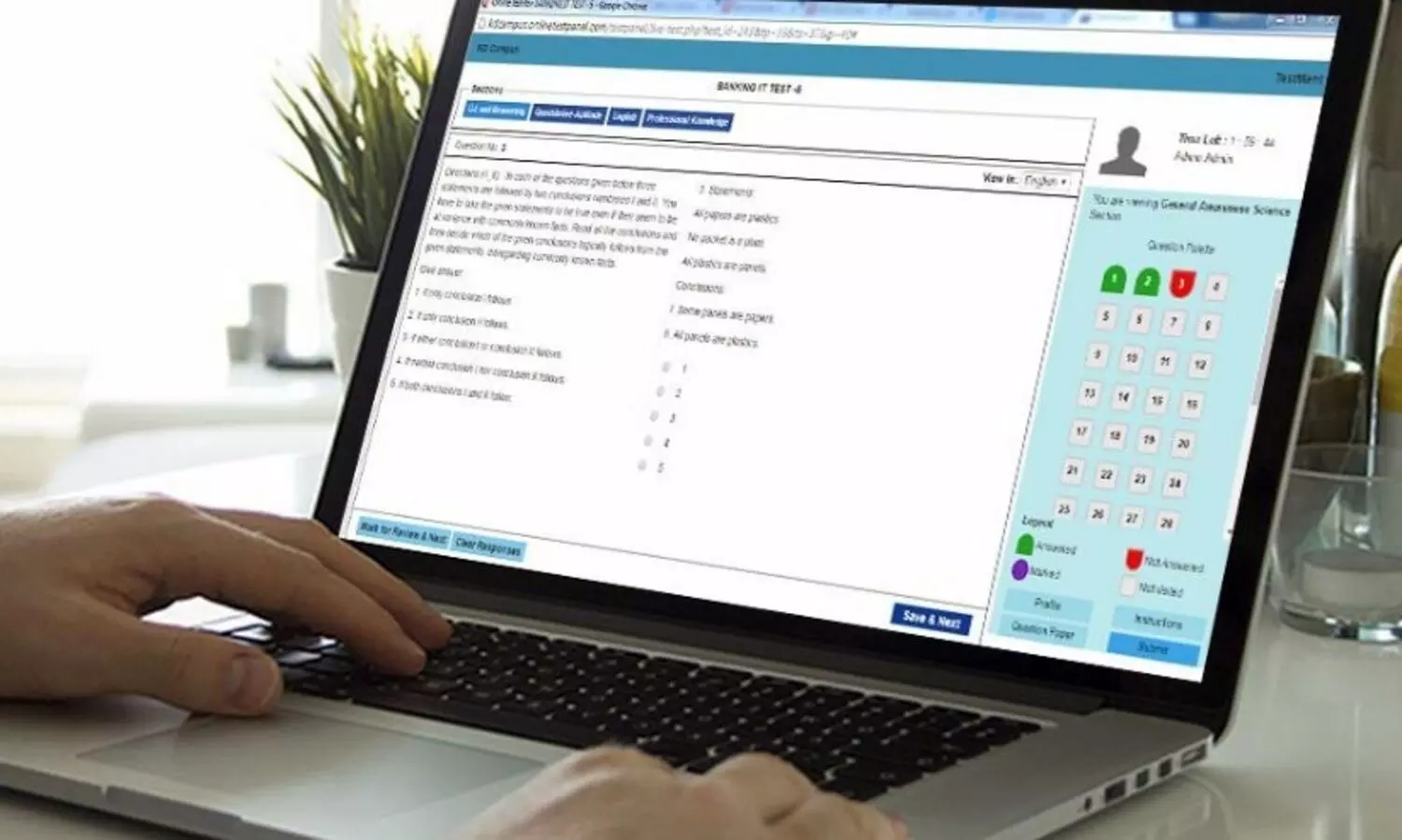 നീ​റ്റ് പരീക്ഷ ഓൺലൈനിൽ, സ്വന്തം ജില്ലയിൽ പരീക്ഷാകേന്ദ്രം; എൻ.ടി.എ പരിഷ്‍കരണ സമിതി റിപ്പോർട്ട് സമർപ്പിച്ചു