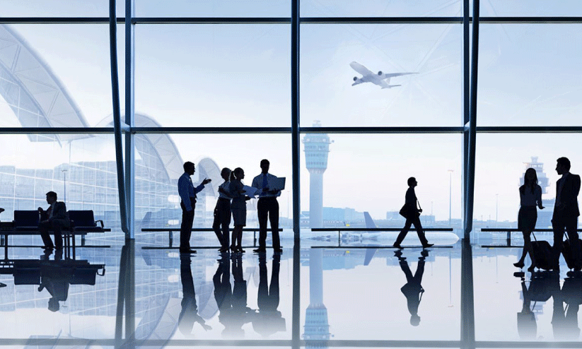 കൊല്ലുന്ന നിരക്കുമായി വിമാന കമ്പനികൾ കൊല്ലുന്ന നിരക്കുമായി വിമാന കമ്പനികൾ