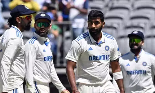 ഡിക്ലെയർ ചെയ്ത് ആസ്ട്രേലിയ; മൂന്നാം ടെസ്റ്റിൽ ഇന്ത്യക്ക് വിജയിക്കാൻ 275 റൺസ്!