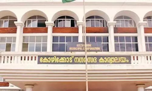 ന​ഗ​ര​ഭ​ര​ണം അ​ഞ്ചാം കൊ​ല്ല​​ത്തേ​ക്ക്: ഭ​ര​ണ-​പ്ര​തി​പ​ക്ഷ കൗ​ൺ​സി​ല​ർ​മാ​ർ ത​ല​സ്ഥാ​ന​ത്തേ​ക്ക്