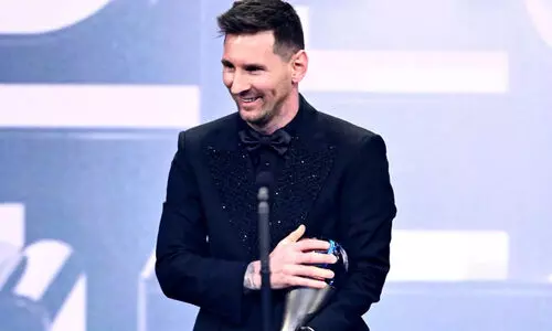 മെസ്സിയുടെ മൂന്നാം വോട്ട് വിനിക്ക്; ഫിഫ പുരസ്കാരത്തിൽ ഒന്നും രണ്ടും വോട്ടുകൾ ആർക്കെന്നറിയാം...