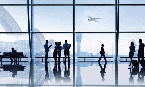 കൊ​ല്ലു​ന്ന നി​ര​ക്കു​മാ​യി വി​മാ​ന ക​മ്പ​നി​ക​ൾ