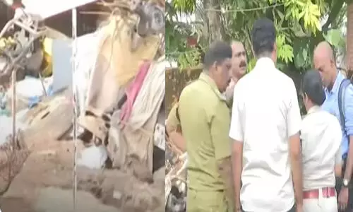 വെണ്ണലയിൽ അമ്മയുടെ മൃതദേഹം വീട്ടുമുറ്റത്ത് രഹസ്യമായി കുഴിച്ചിടാൻ ശ്രമം; മകൻ പിടിയിൽ