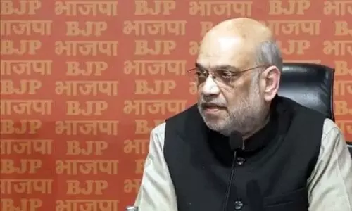 അമിത് ഷായെ വിടാതെ പ്രതിപക്ഷം; സഭകൾ നടത്താതെ അധ്യക്ഷന്മാർ