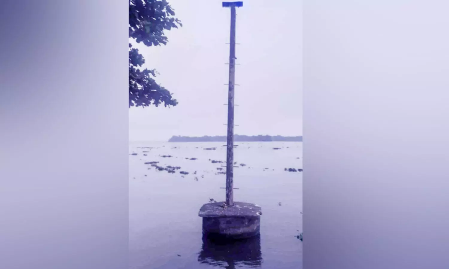 കഴിഞ്ഞകാല പ്രൗഢി വിളിച്ചോതി ബോട്ടുജെട്ടിയിലെ വിളക്കുമരം