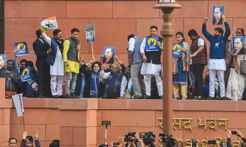 പാർലമെന്റ് ഗേറ്റുകൾക്ക് മുന്നിൽ പ്രതിഷേധങ്ങൾക്ക് നിരോധനമേർപ്പെടുത്തി ലോക്സഭ സ്പീക്കർ