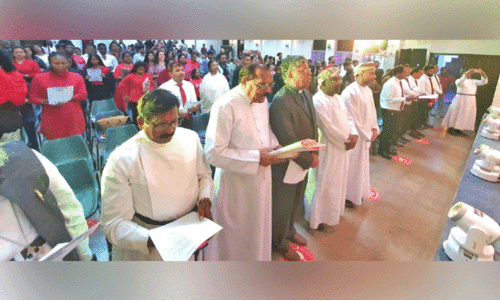 സ​ലാ​ല​യി​ൽ ക്രി​സ്ത്യ​ൻ സ​ഭ​ക​ളു​ടെ ഐ​ക്യ ക്രി​സ്മ​സ് ക​രോ​ൾ