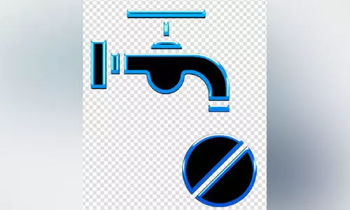 സ്വാ​ശ്ര​യ കു​ഴ​ൽ കി​ണ​റി​ലെ വെ​ള്ളം വ​റ്റി കു​ടി​വെ​ള്ളം മു​ട്ടി വ​ണ്ടാ​ഴി ആ​ന്തൂ​ർ കു​ള​മ്പു​വാ​സി​ക​ൾ