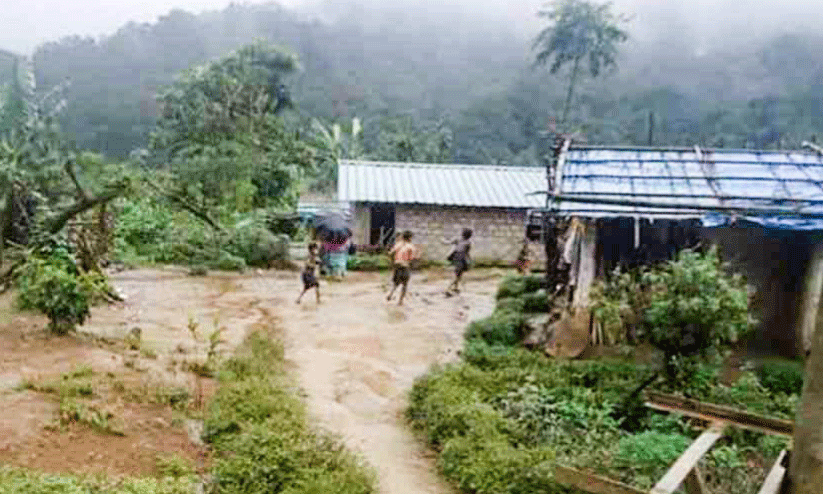 ഇ​ട​മ​ല​ക്കു​ടി