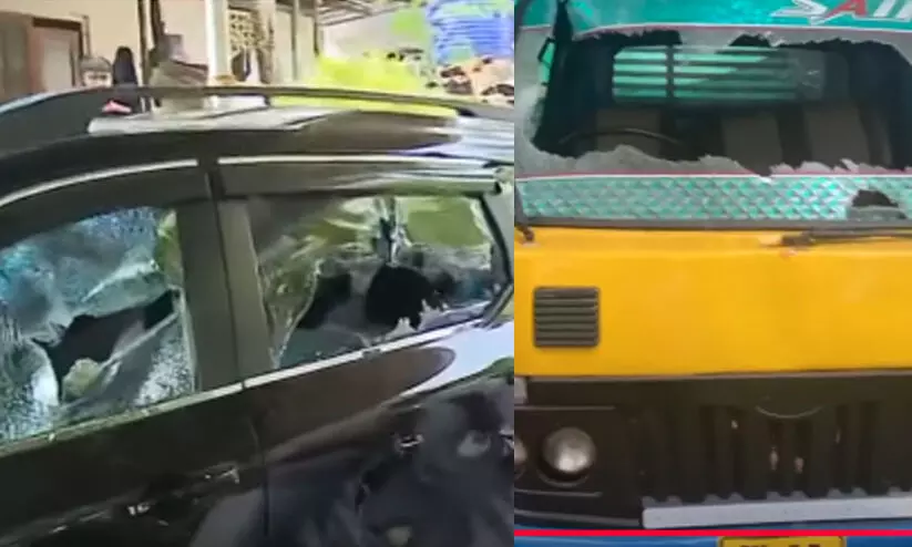 വിവാഹ ഡ്രസ് കോഡിന് പണം നൽകിയില്ല; വീട്ടുമുറ്റത്ത് നിർത്തിയിട്ട എട്ടു വാഹനങ്ങൾ അടിച്ചു തകർത്തു വിവാഹ ഡ്രസ് കോഡിന് പണം നൽകിയില്ല; വീട്ടുമുറ്റത്ത് നിർത്തിയിട്ട എട്ടു വാഹനങ്ങൾ അടിച്ചു തകർത്തു