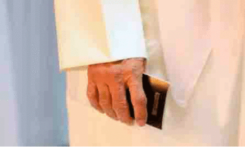 2899 വ്യ​ക്തി​ക​ളു​ടെ കൂ​ടി കു​വൈ​ത്ത് പൗ​ര​ത്വം റ​ദ്ദാ​ക്കും