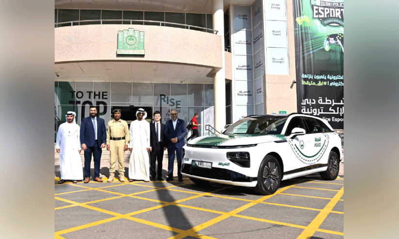 ദു​ബൈ പൊ​ലീ​സി​ന്‍റെ വാ​ഹ​ന​വ്യൂ​ഹ​ത്തി​ൽ ഒ​രു ഇ.​വി കൂ​ടി