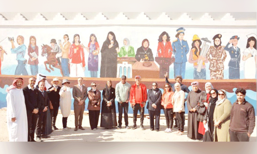 രാഷ്ട്രനിർമാണത്തിൽ ബഹ്റൈൻ വനിതകൾ; ചുവർചിത്രം അനാച്ഛാദനം ചെയ്തു രാഷ്ട്രനിർമാണത്തിൽ ബഹ്റൈൻ വനിതകൾ; ചുവർചിത്രം അനാച്ഛാദനം ചെയ്തു