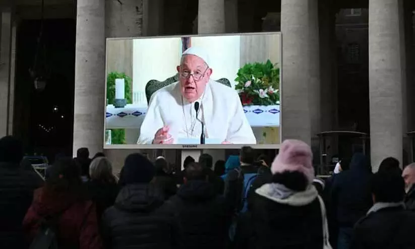 ‘കുഞ്ഞുങ്ങളെ കൊല്ലുന്നു, സ്കൂളുകളിലും ആശുപത്രികളിലും ബോംബിടുന്നു... ഇതെന്തൊരു ക്രൂരത!’ -ഇസ്രായേലിനെതിരെ വീണ്ടും മാർപാപ്പ ‘കുഞ്ഞുങ്ങളെ കൊല്ലുന്നു, സ്കൂളുകളിലും ആശുപത്രികളിലും ബോംബിടുന്നു... ഇതെന്തൊരു ക്രൂരത!’ -ഇസ്രായേലിനെതിരെ വീണ്ടും മാർപാപ്പ