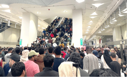 ​16.70 ല​ക്ഷം യാ​ത്ര​ക്കാ​ർ; നി​റ​ഞ്ഞോ​ടി മെ​ട്രോ