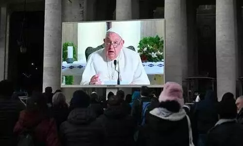 ‘കുഞ്ഞുങ്ങളെ കൊല്ലുന്നു, സ്കൂളുകളിലും ആശുപത്രികളിലും ബോംബിടുന്നു... ഇതെന്തൊരു ക്രൂരത!’ -ഇസ്രായേലിനെതിരെ വീണ്ടും മാർപാപ്പ