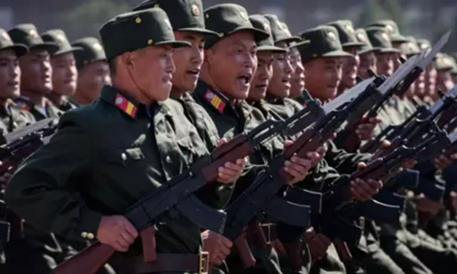 ആയിരത്തിലേറെ സൈനികർ കൊല്ലപ്പെട്ടിട്ടും റഷ്യയെ സഹായിക്കാൻ കൂടുതൽ പേരെ അയക്കാനൊരുങ്ങി ഉത്തര കൊറിയ