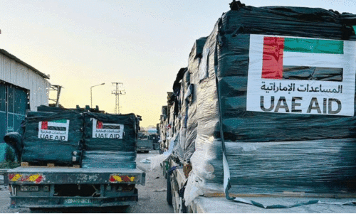 ഗസ്സയിലേക്ക് യു.എ.ഇയുടെ 30 ട്രക്കുകൾ കൂടിയെത്തി ഗസ്സയിലേക്ക് യു.എ.ഇയുടെ 30 ട്രക്കുകൾ കൂടിയെത്തി