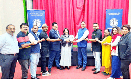 പ്ര​വാ​സി ലീ​ഗ​ൽ സെ​ൽ നേ​പ്പാ​ളീ​സ് എം​ബ​സി ലേ​ബ​ർ അ​റ്റാ​ഷെ​ക്ക് യാ​ത്ര​യ​യ​പ്പ് ന​ൽ​കി