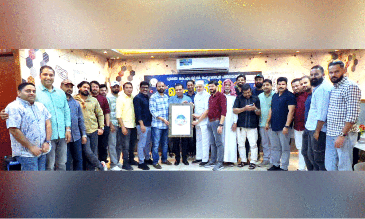 മെ​ഹ്ഫി​ൽ 2 ചെ​റു​വ​ത്തൂ​ർ ഗ്ലോ​ബ​ൽ ഫെ​സ്റ്റ്