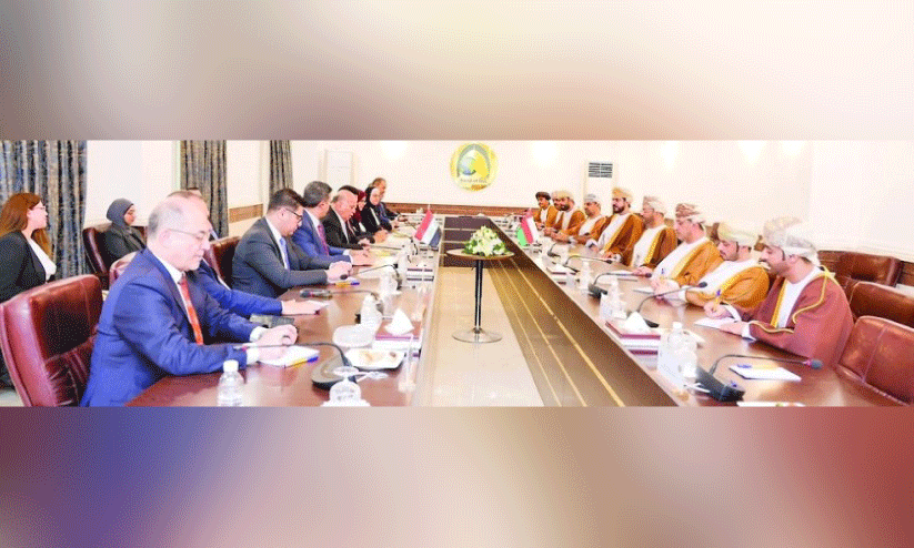 സ​ഹ​ക​ര​ണം ശ​ക്തി​പ്പെ​ടു​ത്താ​ൻ ഒ​മാ​നും ഇ​റാ​ഖും