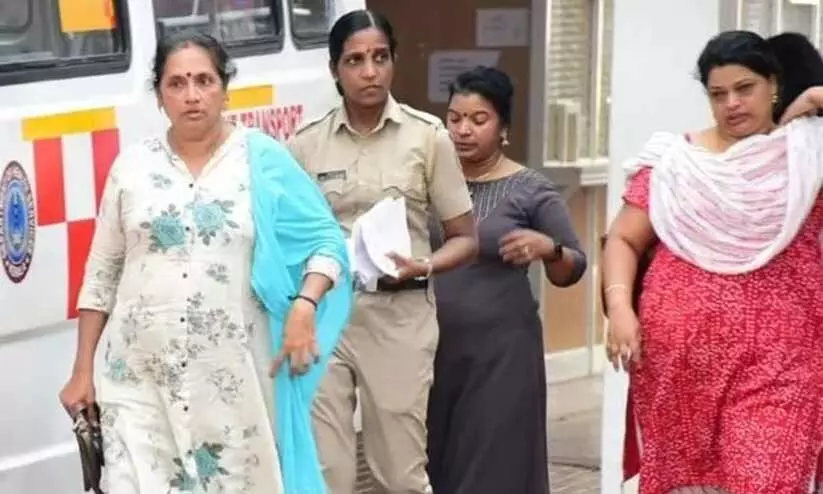 ശിശുക്ഷേമ സമിതിയിൽ രണ്ടര വയസുകാരിയെ ഉപദ്രവിച്ച സംഭവം; ആയമാരുടെ ജാമ്യാപേക്ഷ തള്ളി ശിശുക്ഷേമ സമിതിയിൽ രണ്ടര വയസുകാരിയെ ഉപദ്രവിച്ച സംഭവം; ആയമാരുടെ ജാമ്യാപേക്ഷ തള്ളി