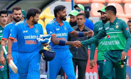 ഇന്ത്യ-പാകിസ്താൻ പോരാട്ടം ഫെബ്രുവരി 23ന് ദുബൈയിൽ; ചാമ്പ്യൻസ് ട്രോഫി മത്സരക്രമം പ്രഖ്യാപിച്ചു