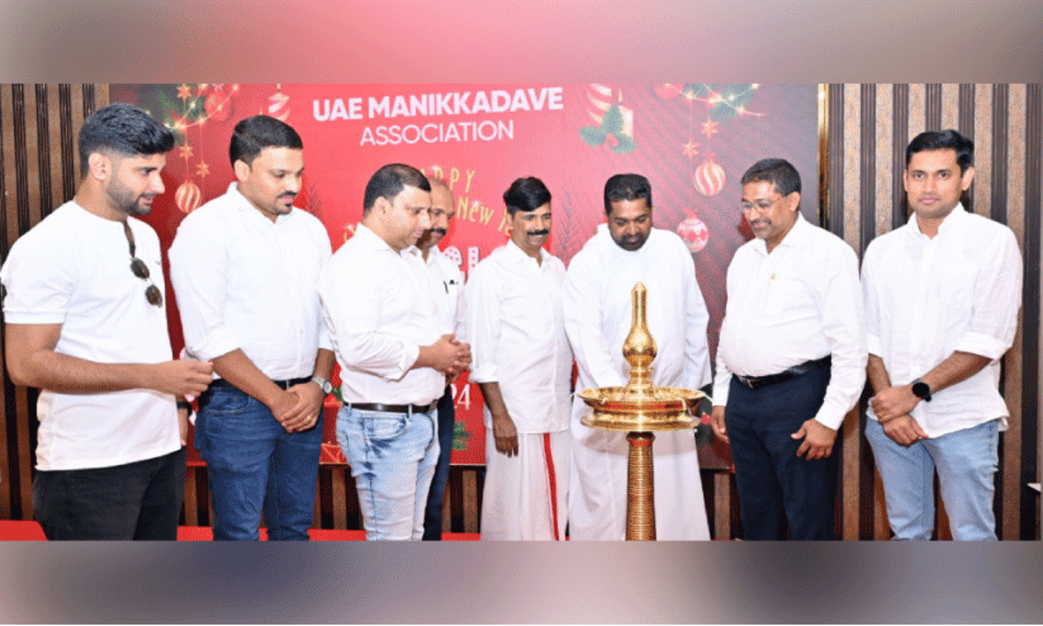 മ​ണി​ക്ക​ട​വ് അ​സോ​സി​യേ​ഷ​ൻ ക്രി​സ്മ​സ്-​പു​തു​വ​ത്സ​രാ​ഘോ​ഷം