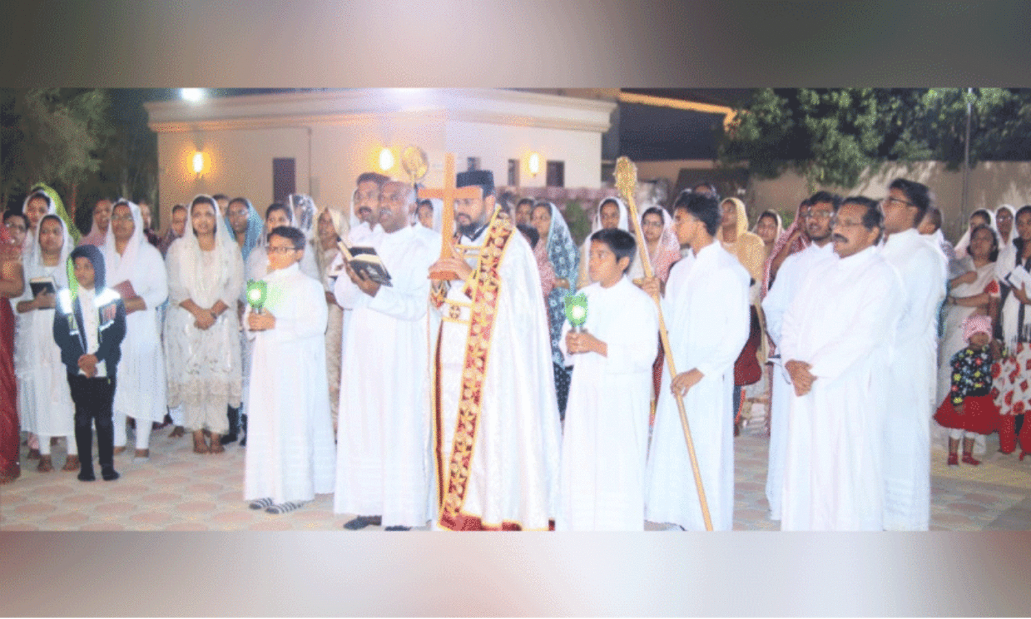 അ​ൽ​ഐ​ൻ ഓ​ർ​ത്ത​ഡോ​ക്സ് ദേ​വാ​ല​യ​ത്തി​ലെ ക്രി​സ്മ​സ് ശു​ശ്രൂ​ഷ