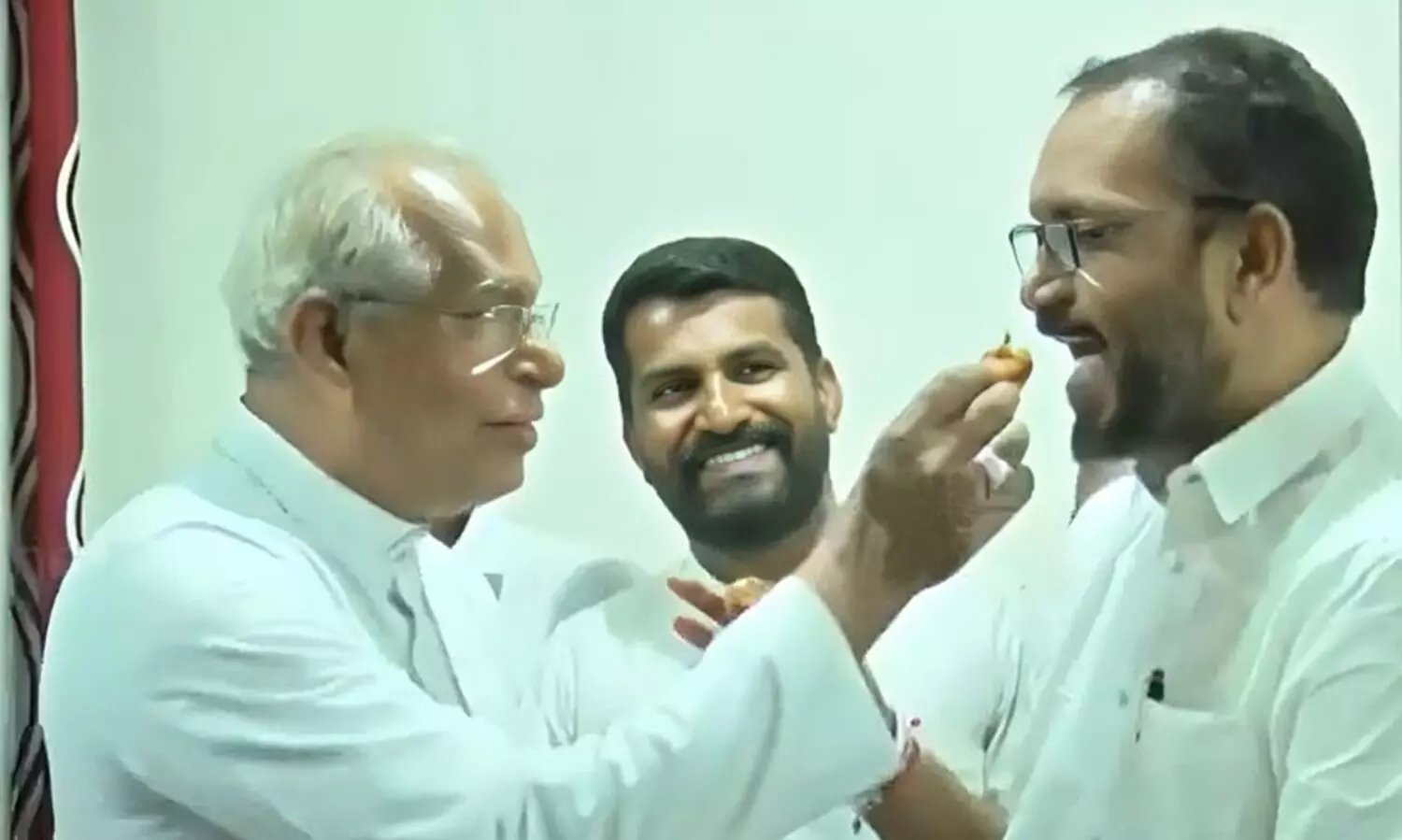 തൃശൂർ അതിരൂപതാ ആസ്ഥാനത്തെത്തി ബിഷപ്പിനെ കണ്ട് കെ. സുരേന്ദ്രൻ; സന്ദർശനം കുട്ടികളുടെ ക്രിസ്മസ് ആഘോഷം തടഞ്ഞതിനിടെ