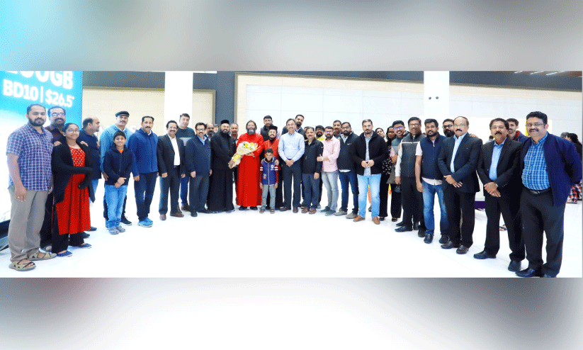 ഡോ. ​ഗീ​വ​ർ​ഗീ​സ് മാ​ർ ബ​ർ​ണ​ബാ​സ് മെ​ത്രാ​പ്പോ​ലീ​ത്തക്ക് സ്വീ​ക​ര​ണം