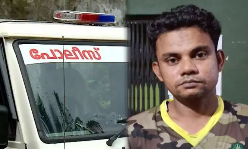 തൃശൂരിൽ യുവാവിനെ തല്ലിക്കൊന്ന് പുഴയിൽ തള്ളി തൃശൂരിൽ യുവാവിനെ തല്ലിക്കൊന്ന് പുഴയിൽ തള്ളി