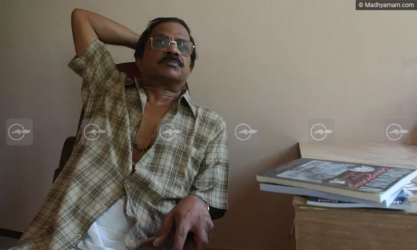 കാഥികനിലെ പ്രഭാഷകൻ കാഥികനിലെ പ്രഭാഷകൻ