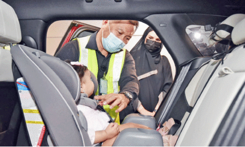 മു​ൻ​സീ​റ്റി​ൽ കു​ട്ടി​ക​ളെ ഇ​രു​ത്ത​ല്ലേ... മു​ന്ന​റി​യി​പ്പു​മാ​യി ആ​ഭ്യ​ന്ത​ര മ​ന്ത്രാ​ല​യം