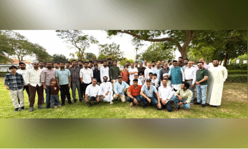 സാ​ദാ​ത്ത് കു​ടും​ബ​സം​ഗ​മം