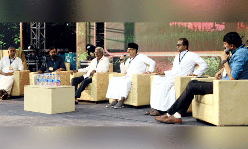 ഒ​രു നാ​ട്, ഒ​രാ​യി​രം ക​ഥ​ക​ൾ...