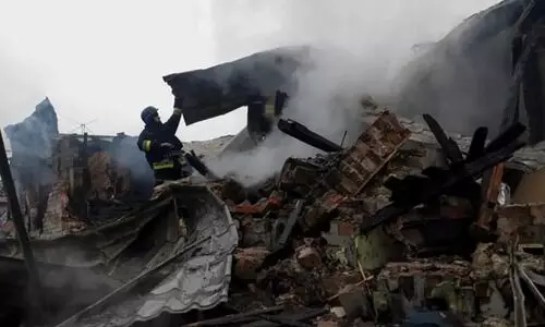 ക്രിസ്മസ് ദിനത്തിലും യുക്രെയ്നിൽ ആക്രമണം കടുപ്പിച്ച് റഷ്യ; തൊടുത്തത് 70 മിസൈലുകളും 100 ഡ്രോണുകളും